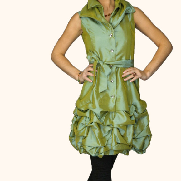 AVANT GARDE Crystal Button Bustle DRESS IRIDESCENT - Picture 4 of 4